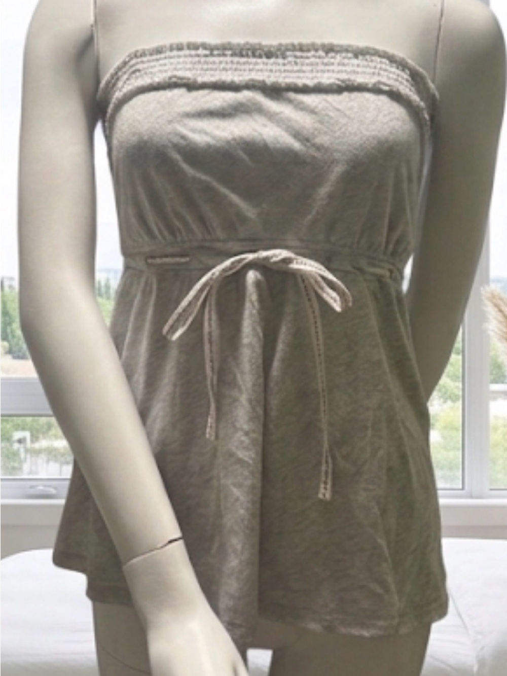 Limited Release Hollister Vintage Collection - Gray Strapless Babydoll Top